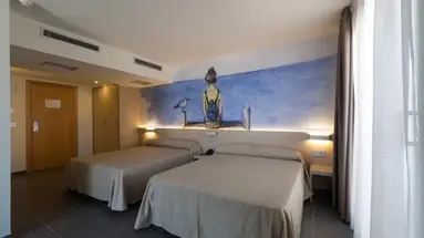 Riviera Hotel