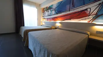 Riviera Hotel