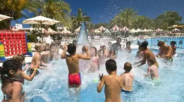 Riviera Hotel