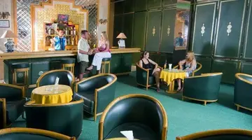 Riviera Hotel