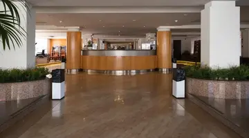 Riviera Hotel