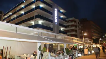 Riviera Hotel