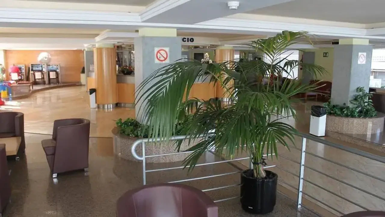 Riviera Hotel