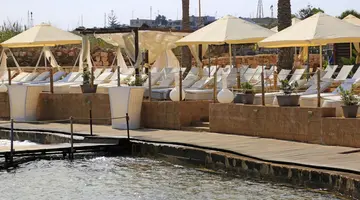 Riviera Resort & Spa