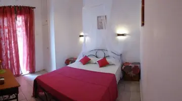Riviera Seaside Hotel