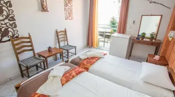 Riviera Seaside Hotel