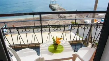 Riviera Seaside Hotel