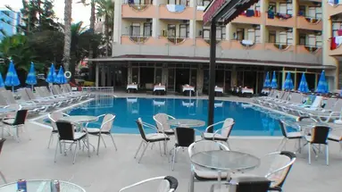 Riviera Zen