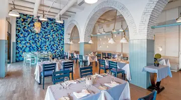 RIXOS BAB AL BAHR