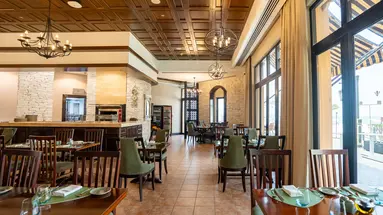 RIXOS BAB AL BAHR
