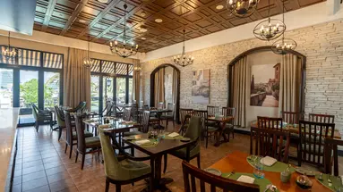RIXOS BAB AL BAHR
