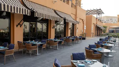 RIXOS BAB AL BAHR