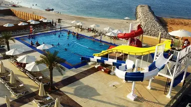 RIXOS BAB AL BAHR