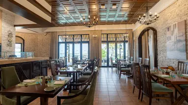 RIXOS BAB AL BAHR