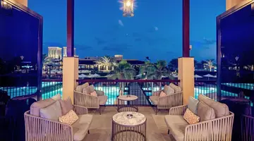 RIXOS BAB AL BAHR
