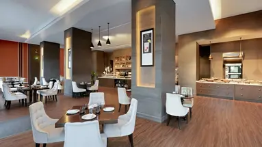 Rixos Marina Abu Dhabi