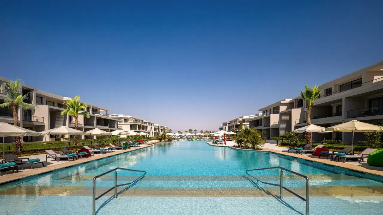 Rixos Premium Magawish Bay View