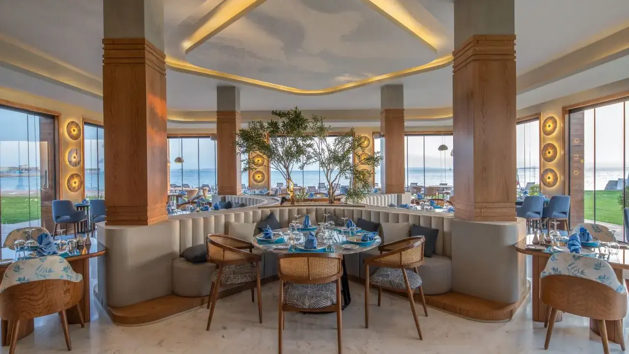 Rixos Premium Magawish Bay View