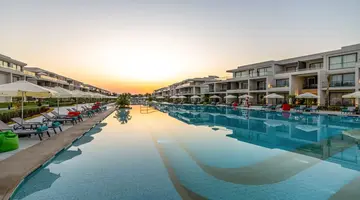 Rixos Premium Magawish Bay View