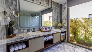 RIXOS PREMIUM MAGAWISH SUITES & VILLAS
