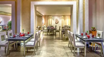 Rixos Premium Magawish Suites & Villas