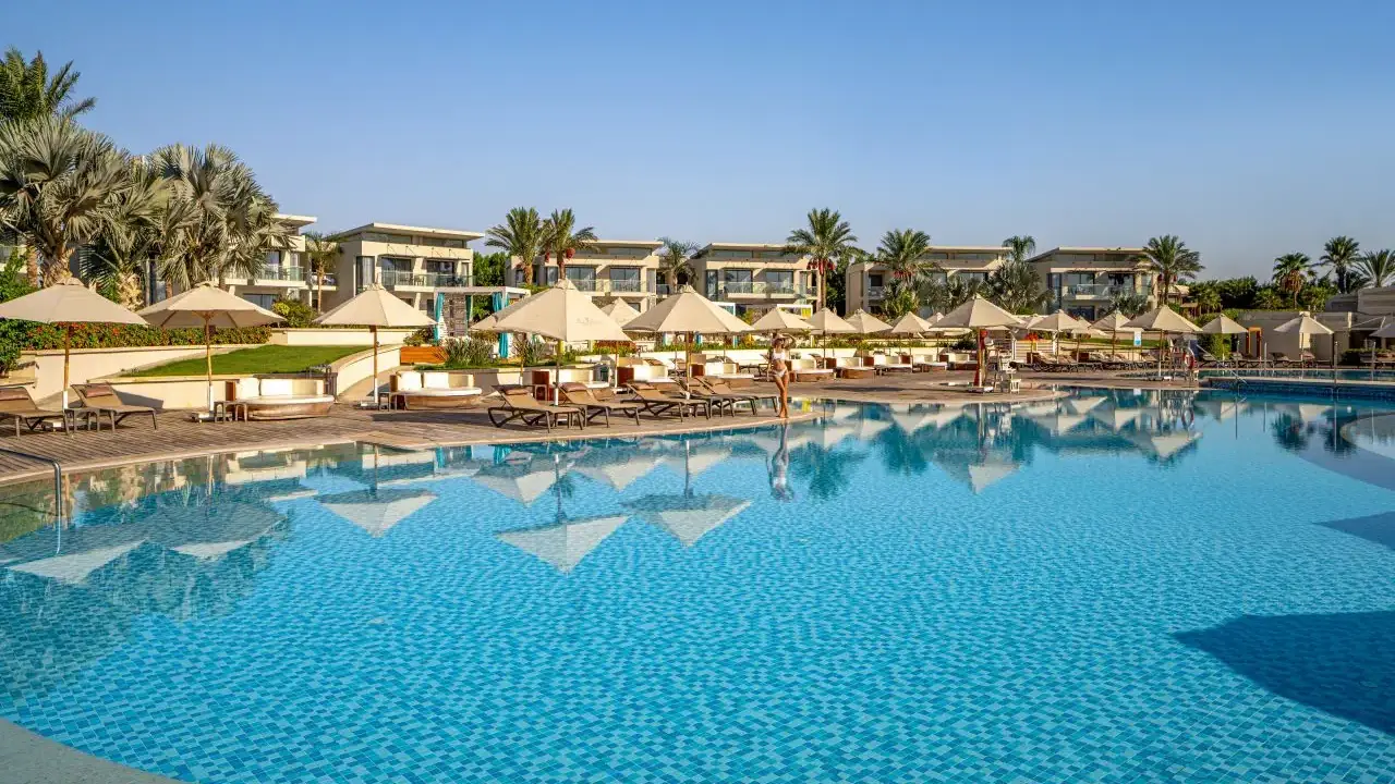 Rixos Premium Magawish Suites & Villas