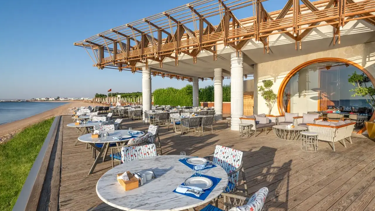 Rixos Premium Magawish Suites & Villas
