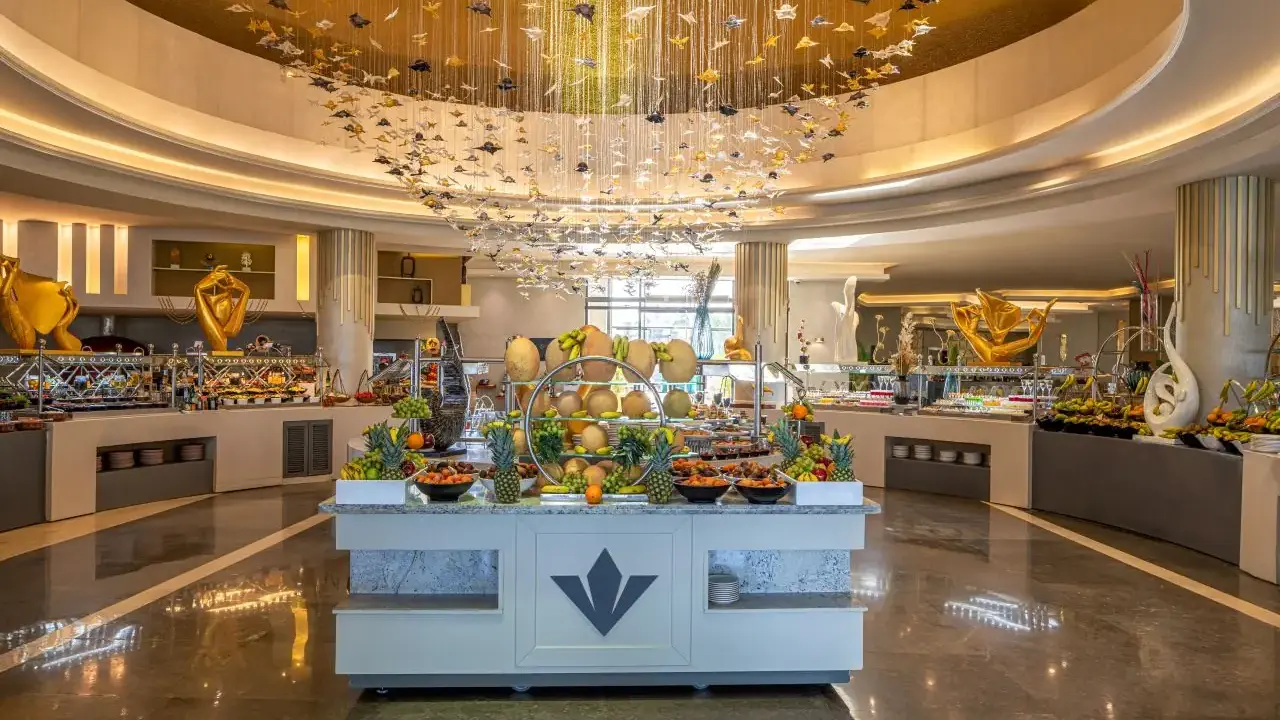 Rixos Premium Magawish Suites & Villas