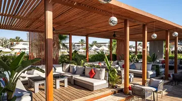 Rixos Premium Magawish Suites & Villas