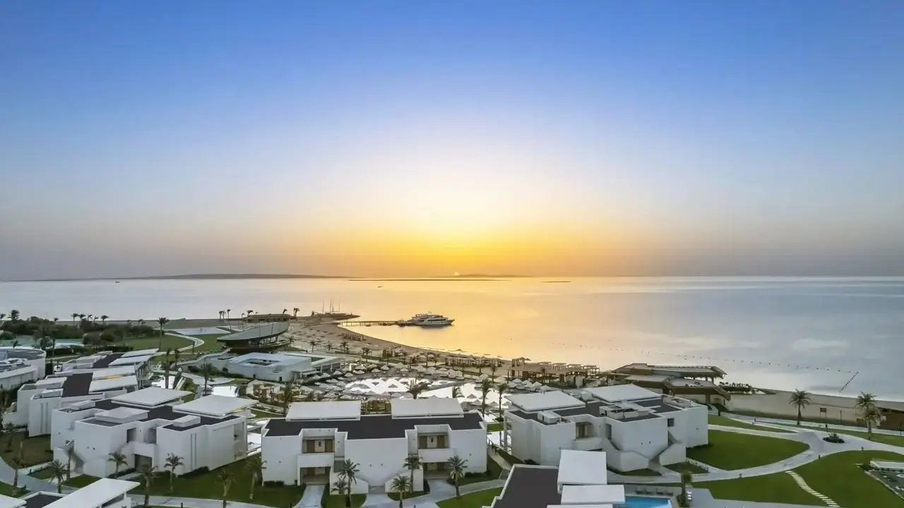 Rixos Premium Magawish Suites & Villas
