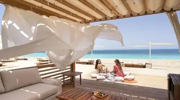 Rixos Premium Magawish Suites & Villas