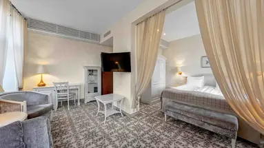 Rixwell Collection Savoy Boutique Hotel