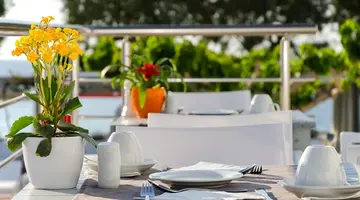 RK Beach hotel