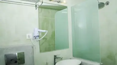 RK Beach Hotel