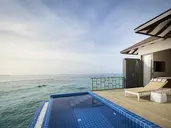 ROBINSON CLUB NOONU