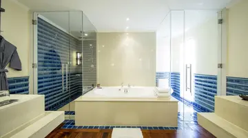Robinson KHAO LAK