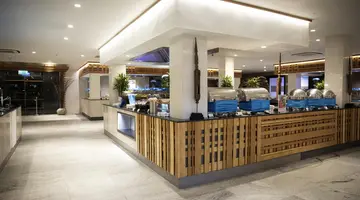 Robinson KHAO LAK