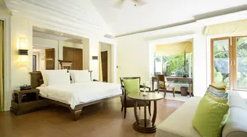 Robinson KHAO LAK