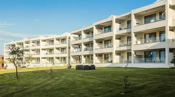 Robolla Beach Aparthotel