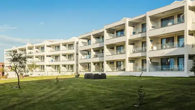 Robolla Beach Aparthotel