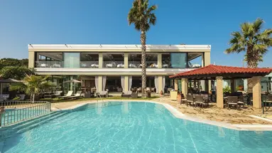 Robolla Beach Aparthotel