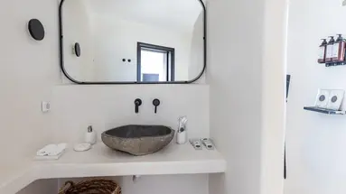 Rocabella Santorini