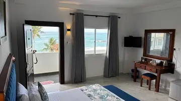 ROCK FORT HOTEL