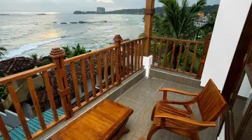 ROCK FORT HOTEL