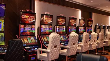 Rocks Hotel & Casino