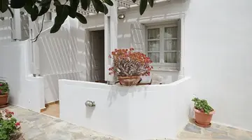 Rodakas Hotel