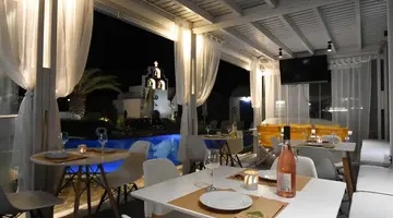 Rodakas Hotel