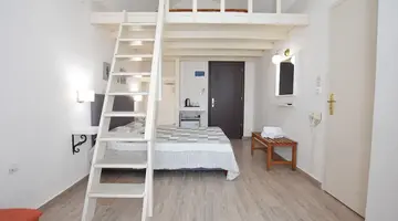 Rodakas Hotel