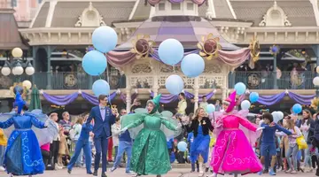 Rodzinna przygoda we Francji - Disneyland + Asterix + Paryż