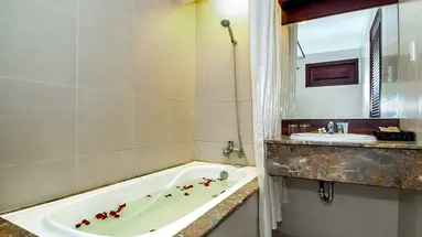 Romana Resort & Spa